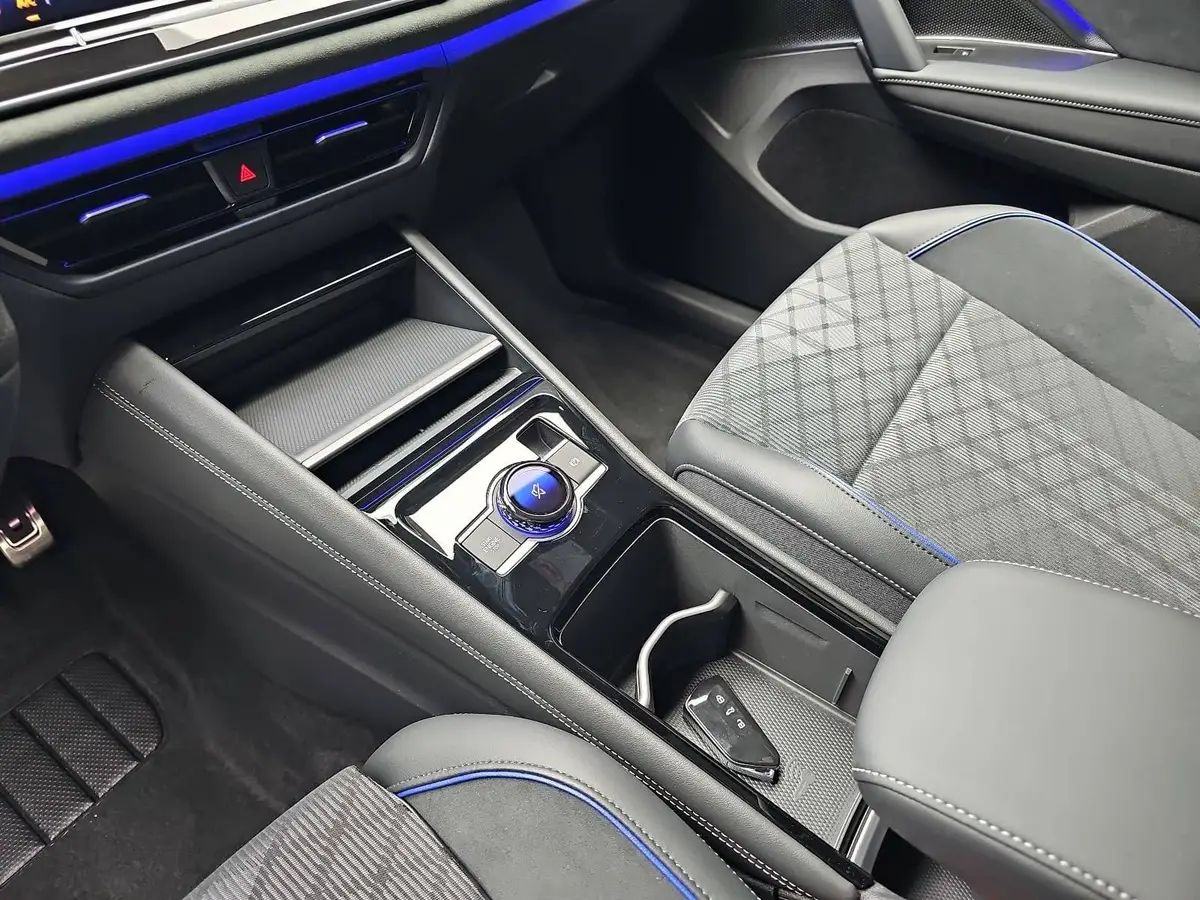VW TIGUAN 1.5 ETSI DSG R-LINE NAVI MATRIX LM19