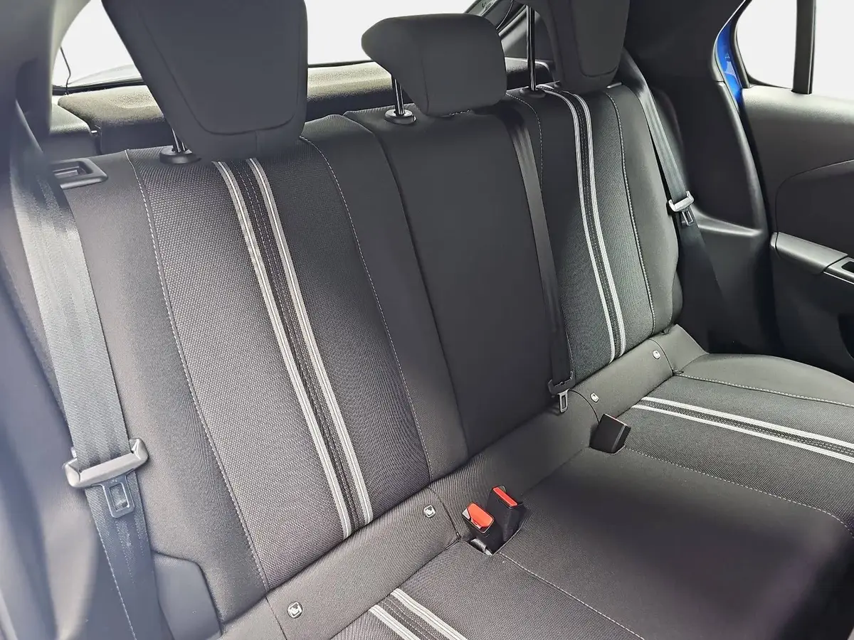 OPEL CORSA 1.2 HYBRID GS LED KOMFORT-PAKET