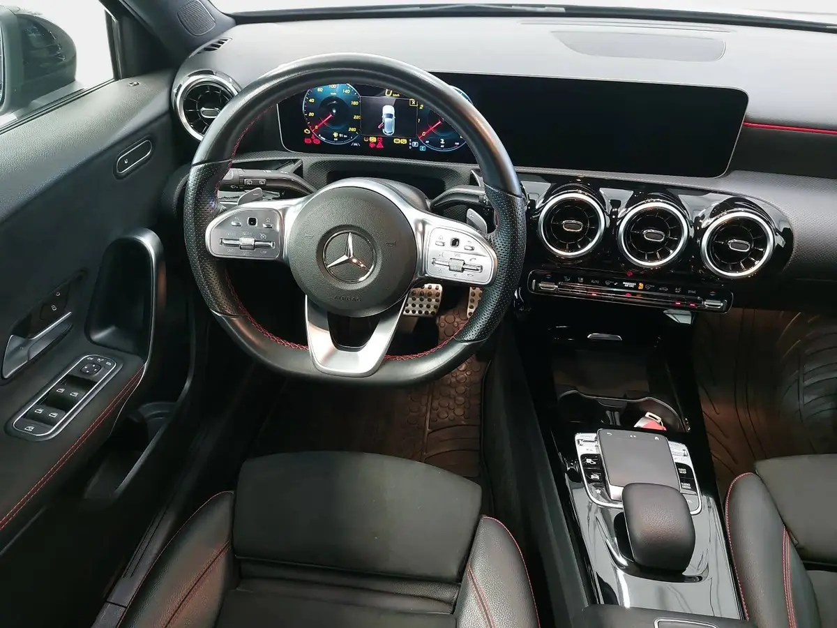 MERCEDES-BENZ A 220 AMG LINE (EURO 6D-TEMP)