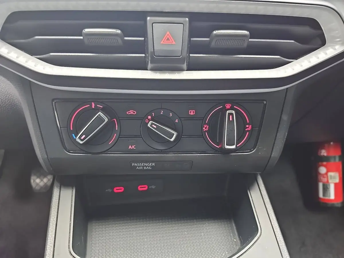 SEAT IBIZA 1.0 TSI STYLE GRA DAB LM