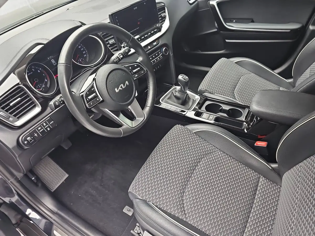 KIA XCEED 1.0 T-GDI VISION KOMFORT LED