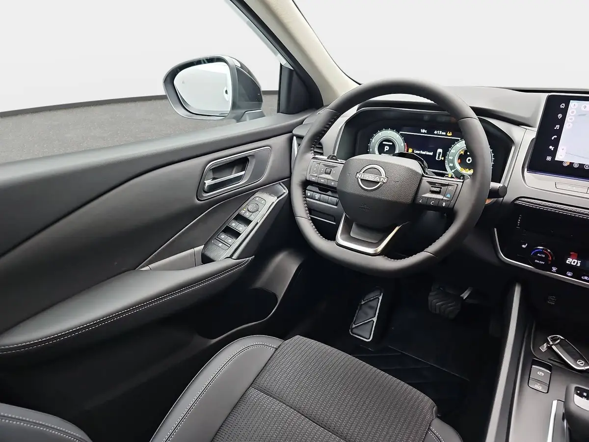 NISSAN QASHQAI 1.3 DIG-T MHEV AUTO. N-CONNECTA WINTER