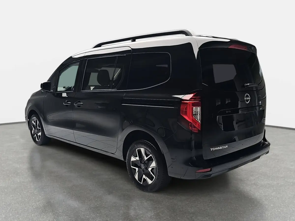 NISSAN TOWNSTAR KOMBI 1.3 DIG-T L2 2.3T AUTO. TEKNA 7-SITZER