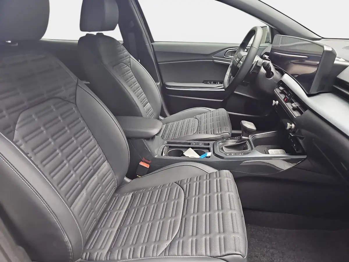 KIA XCEED 1.6 T-GDI 180 DCT SPIRIT MJ27 SOUND SITZ ADVANCED