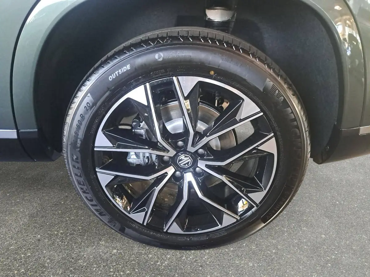 MG S9 PLUG-IN-HYBRID MY26 PREMIUM