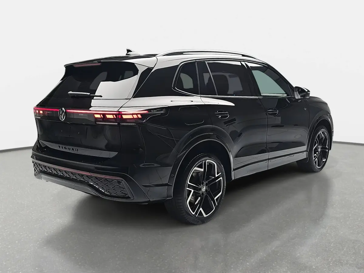 VW TIGUAN 2.0 TDI DSG R-LINE 4M NAVI LED-MATIX LEDER BLACK-S