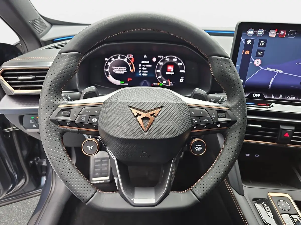 CUPRA FORMENTOR 1.5 ETSI DSG NAVI LED-HD ACC PANO WINTER KAMERA AH