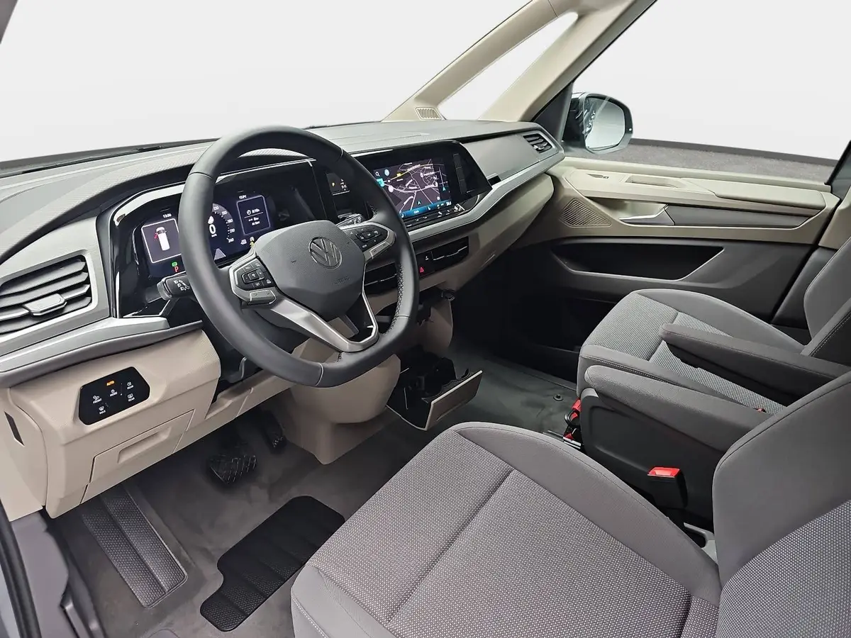 VW T7 MULTIVAN 2.0 TDI DSG LIFE P-ASSIST AHK