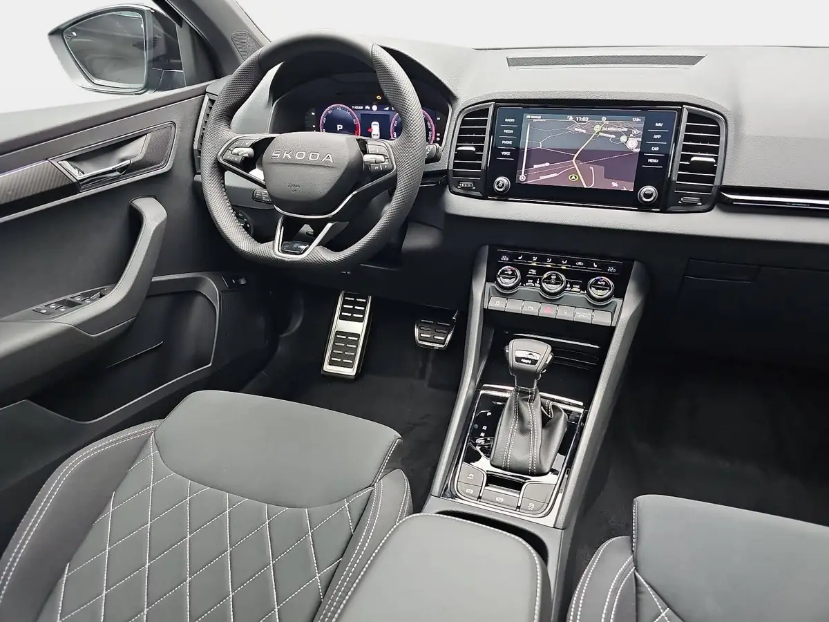 SKODA KAROQ 2.0 TSI DSG SPORTLINE 4X4 LED ACC AHK