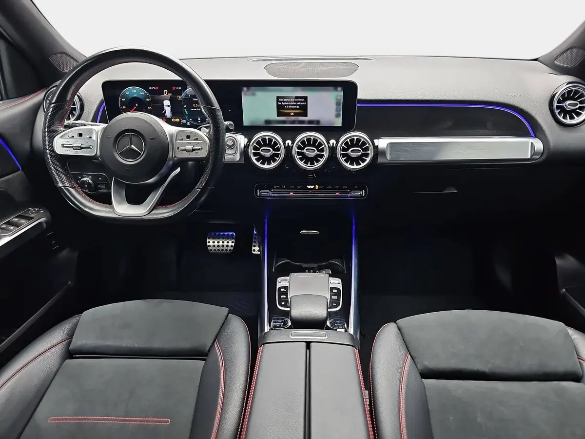 MERCEDES-BENZ GLB 200 200D AUTO. AMG-LINE AHK PANO LM