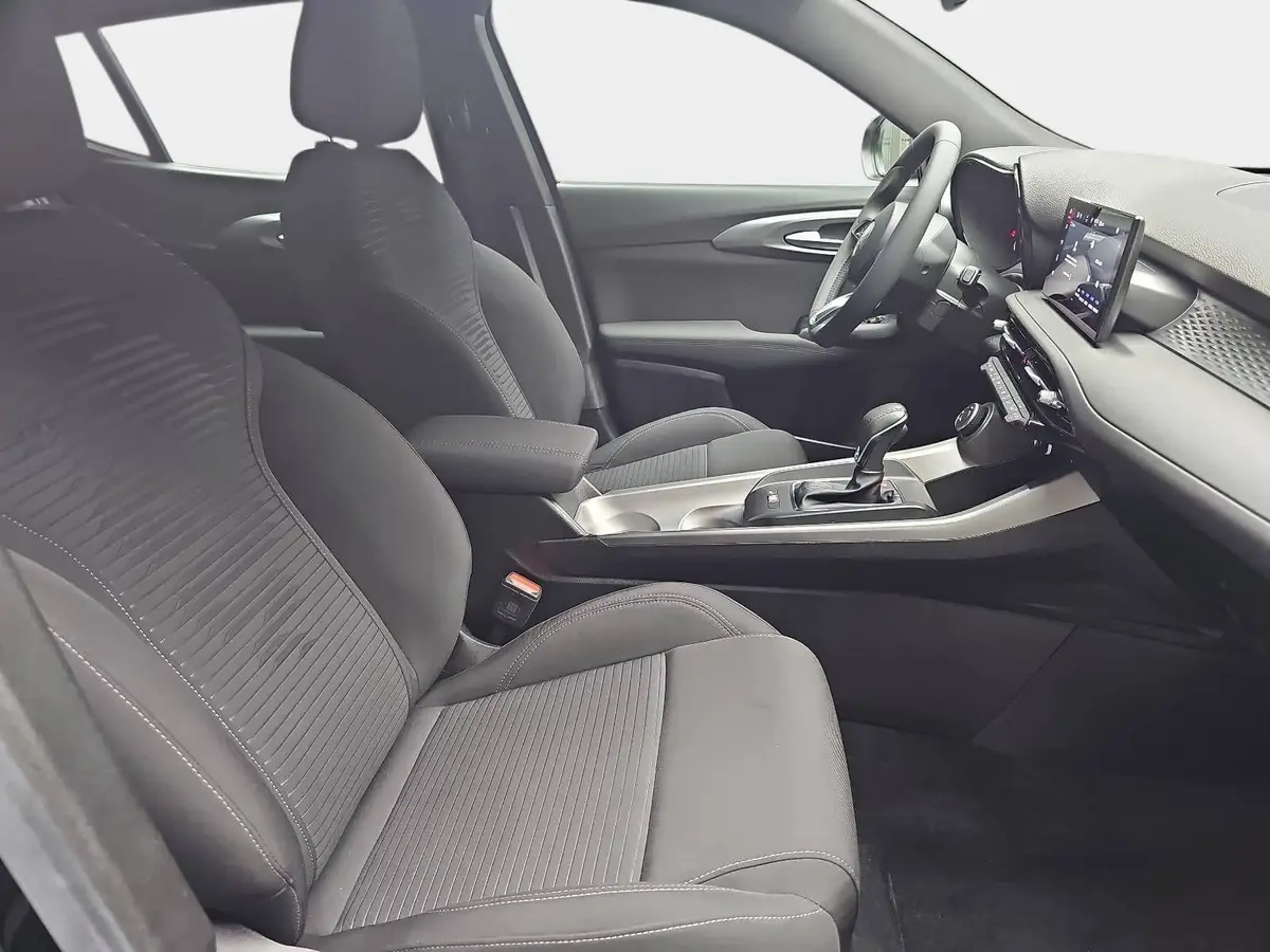 ALFA ROMEO TONALE 1.6 VGT-D SUPER, LED, APPLE CARPLAY, DAB