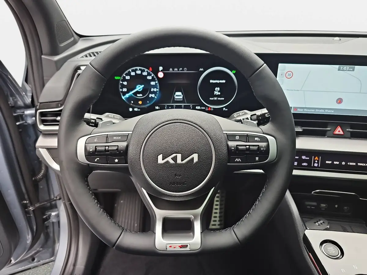 KIA SPORTAGE 1.6T PLUG-IN-HYBRID AUTO. GT-LINE SCHW.DACH DRIVEWISE GLASDACH SOUND