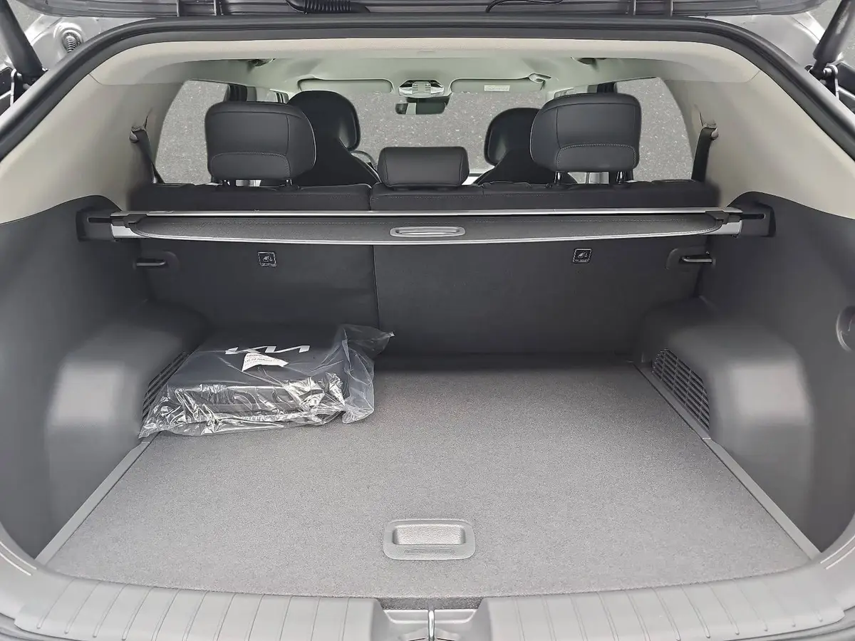 KIA EV3 58.3 KWH EARTH MJ26 WINTER-CONNECT BUSINESS UPGRADE DRIVEWISE-PARK