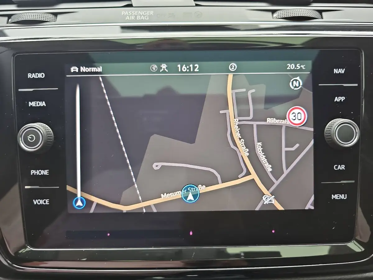 VW TOURAN 1.5 TSI DSG HIGHLINE R-LINE NAVI LED ACC PANO KAME