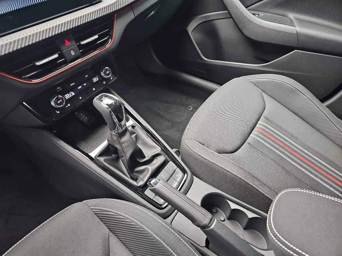 SKODA KAMIQ 1.5 TSI DSG MONTE CARLO MATRIX KAMERA AHK