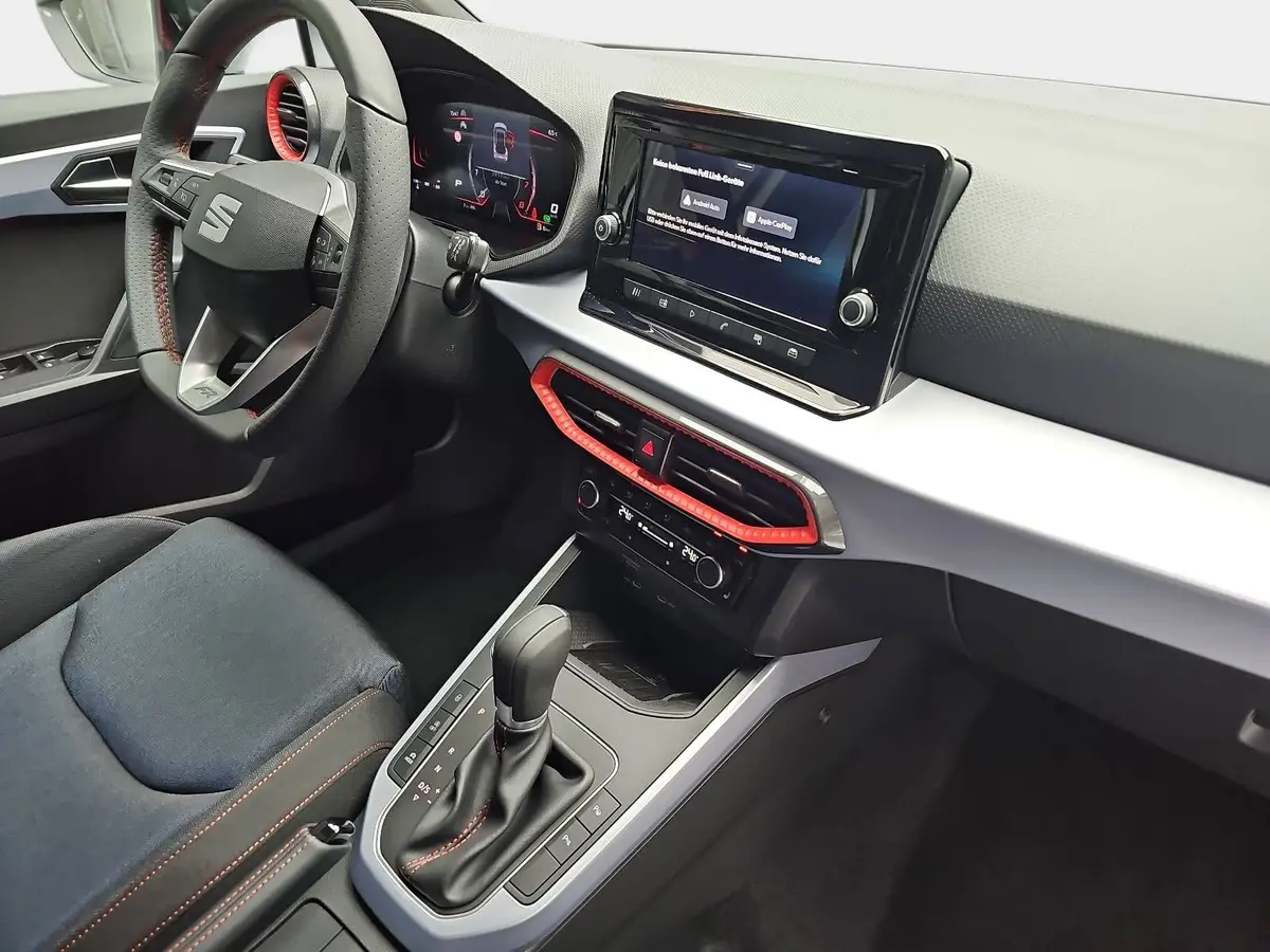 SEAT ARONA 1.0 TSI DSG FR LED ACC SICHT SPUR WINTER KAMERA LM