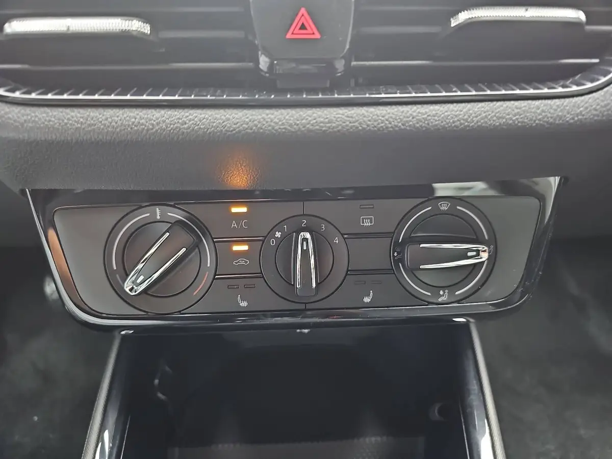 SKODA FABIA 1.0 TSI DSG SELECTION GRA KAMERA