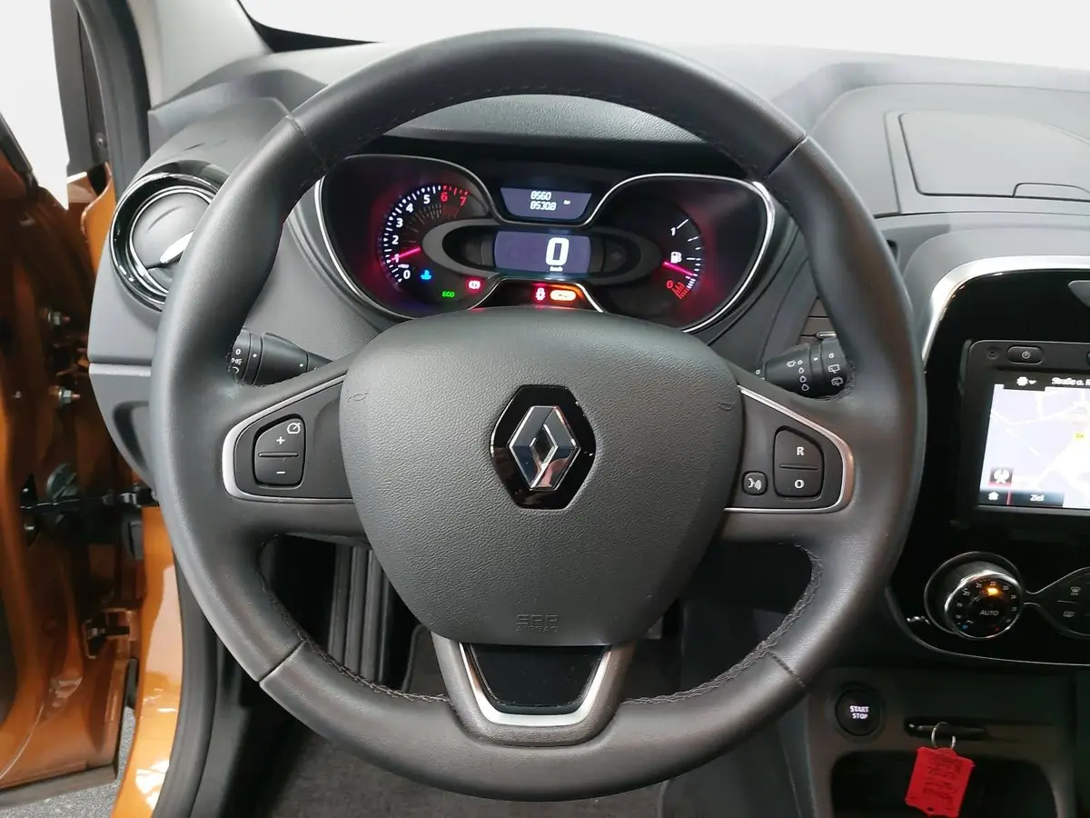 RENAULT CAPTUR 0.9 TCE LIMITED KLIMAAUTO AUDIO GRA WINTER SICHT P