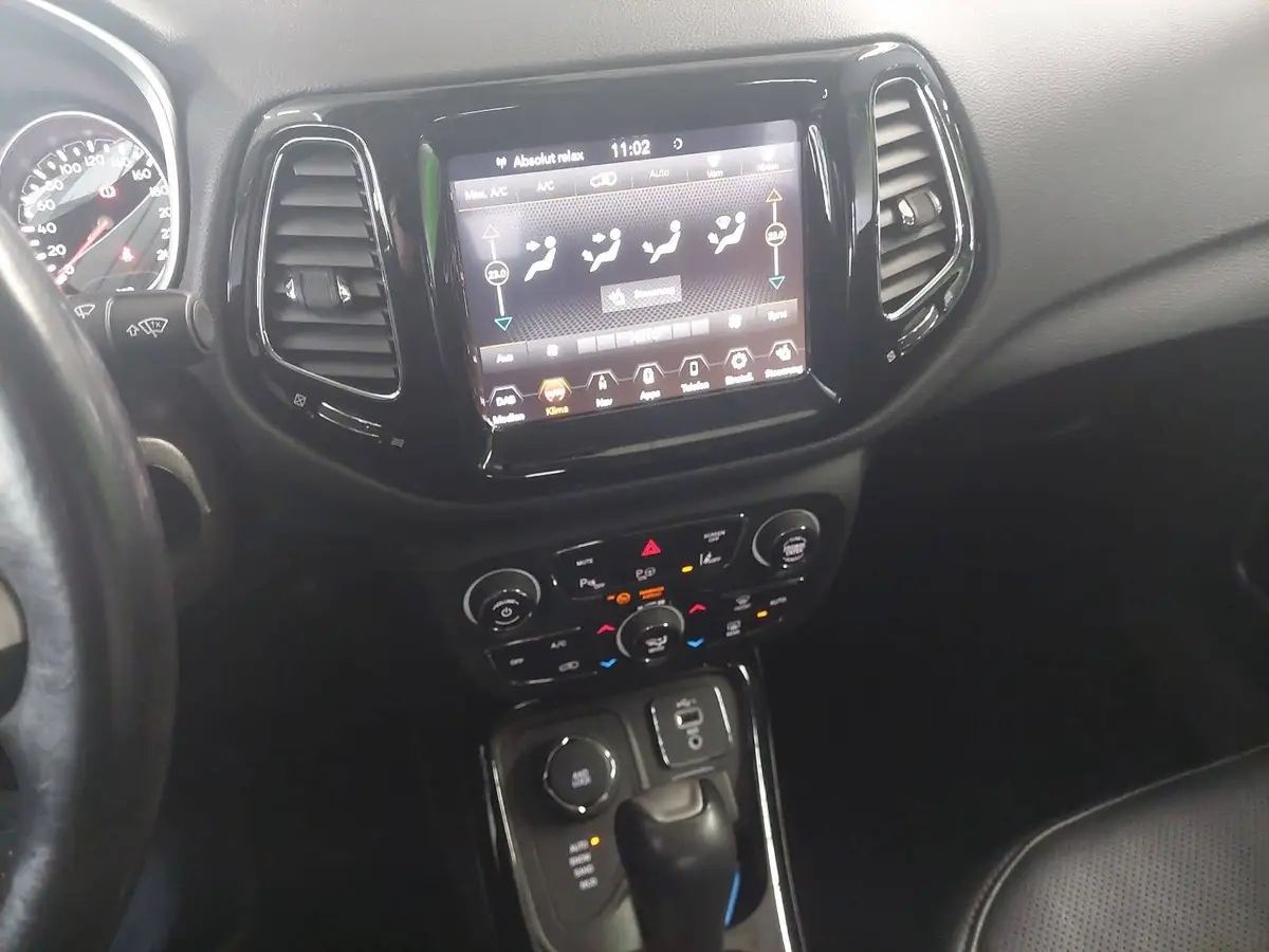 JEEP COMPASS 1.4 MULTIAIR 4WD LIMITED AHK GANZJAHRESREIFEN