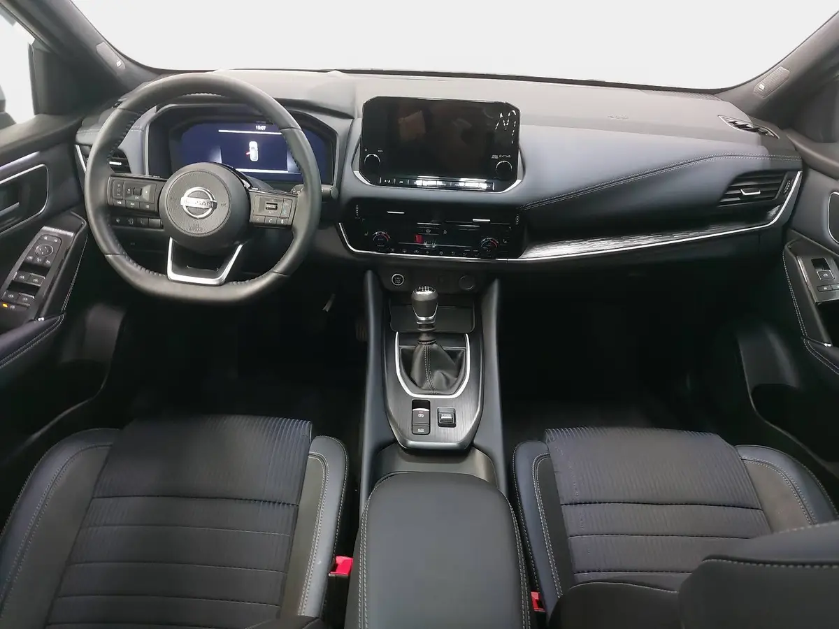 NISSAN QASHQAI 1.3 DIG-T MHEV TEKNA DESIGN BOSE