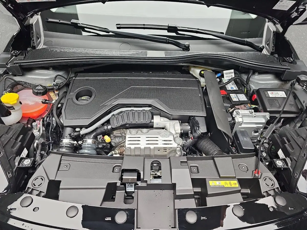 FIAT 600 1.2 T3 HYBRID DCT BUSINESS EDITION MJ26 ALLWETTERREIFEN