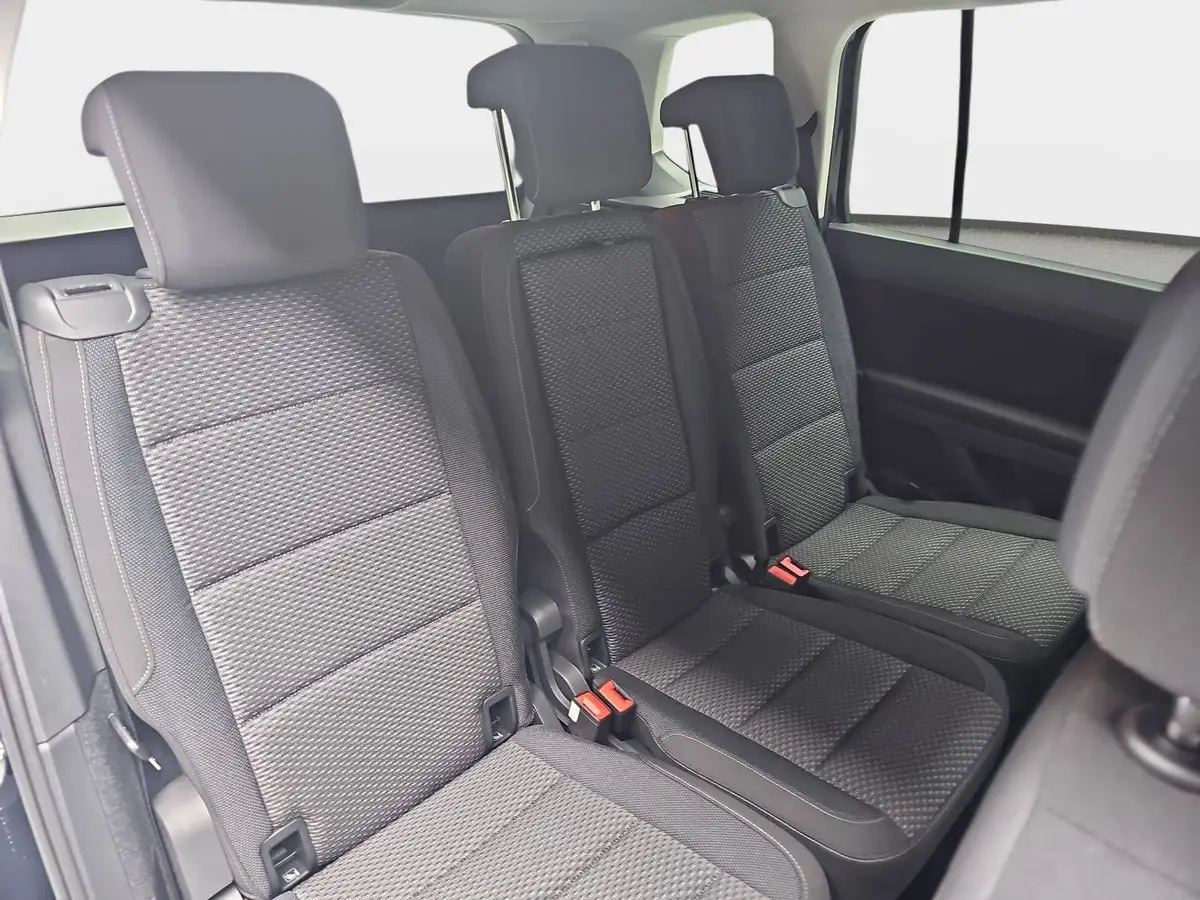 VW TOURAN 1.5 TSI DSG COMFORTLINE NAVI LED ACC 7-S AHK LM