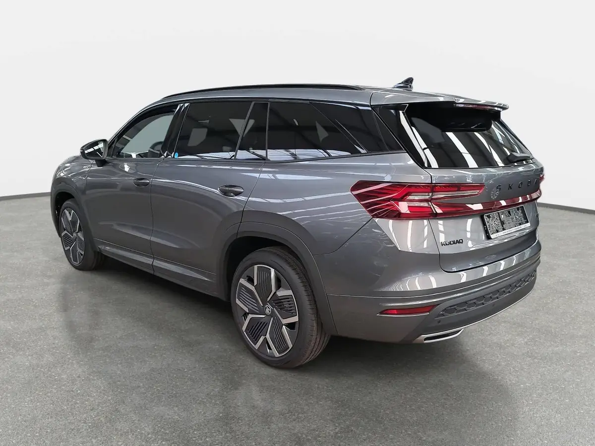 SKODA KODIAQ 1.5 TSI DSG SPORTLINE NAVI LED ACC PANO WINTER AHK