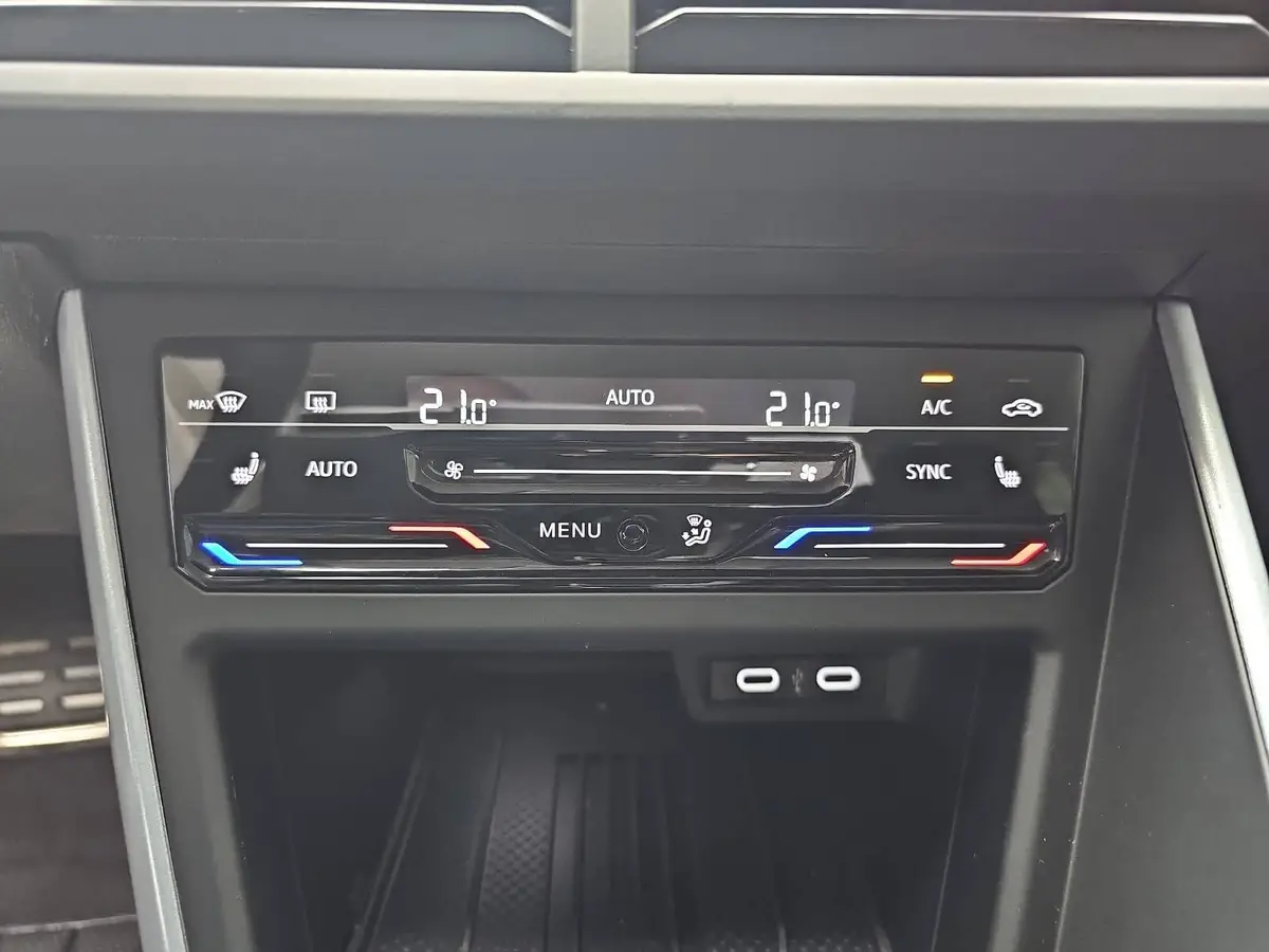 VW POLO 1.0 TSI DSG GOAL NAVI LED APP-CONNECT