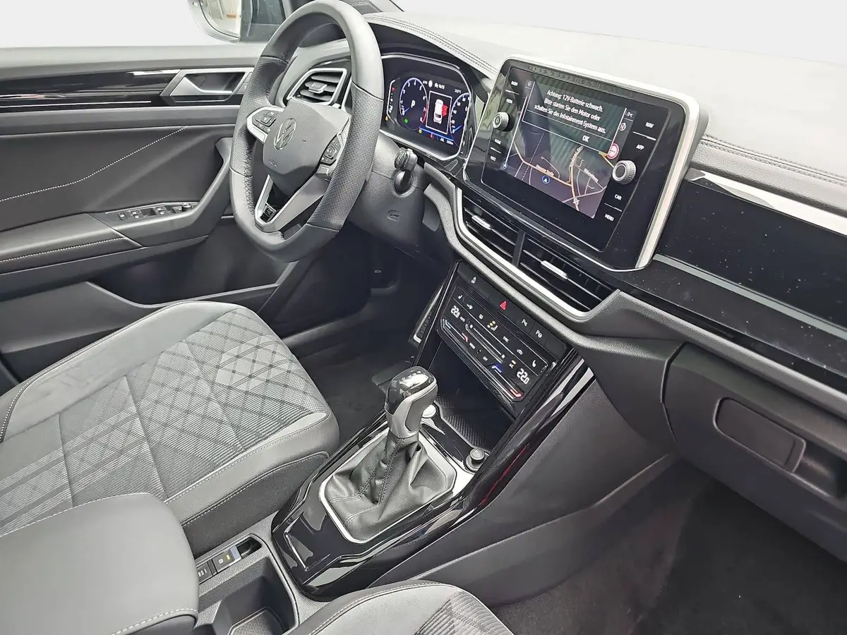 VW T-ROC 1.5 TSI DSG R-LINE NAVI LED LM17