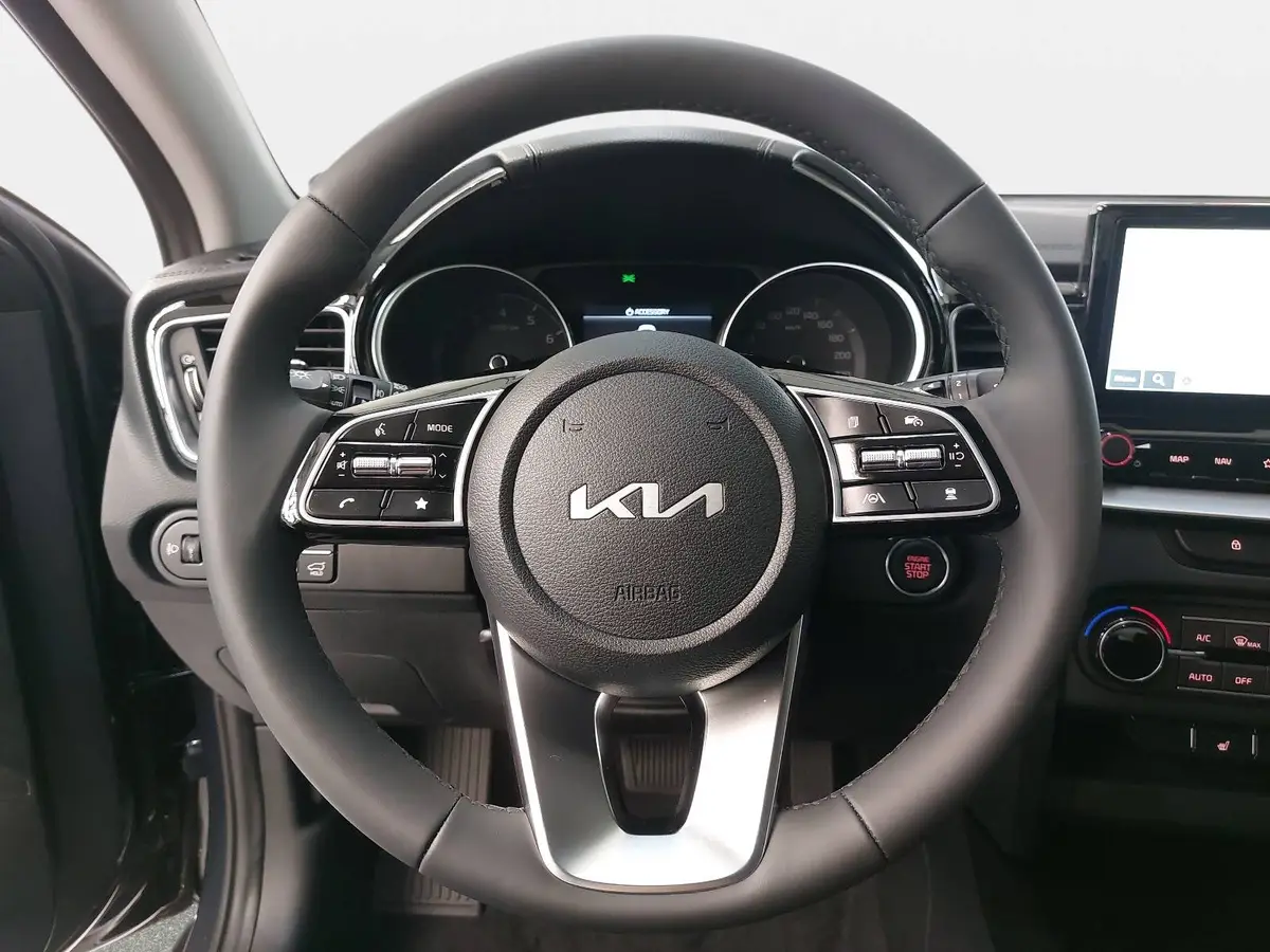KIA XCEED 1.6 T-GDI 150 DCT SPIRIT MJ26 XCLUSIVE