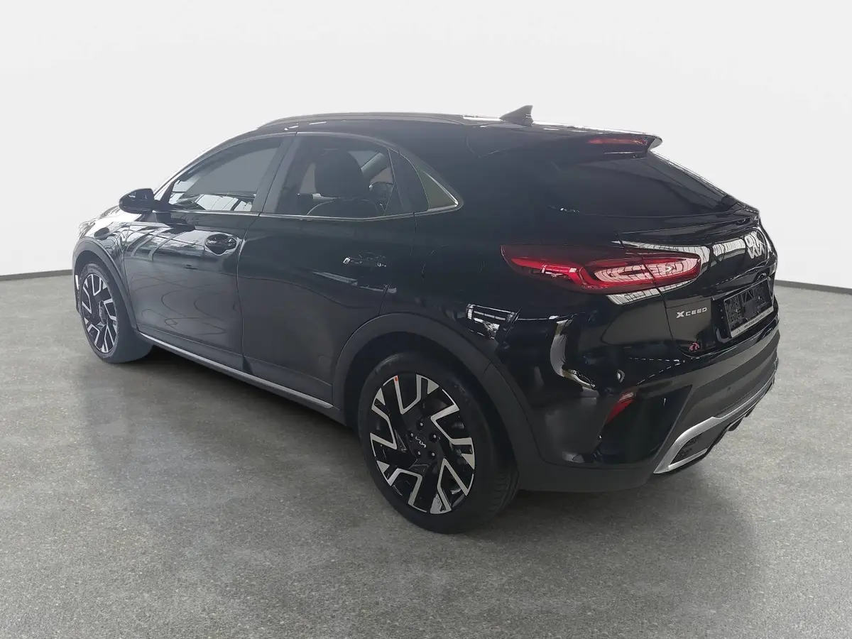 KIA XCEED 1.6 T-GDI 150 DCT SPIRIT MJ26 XCLUSIVE