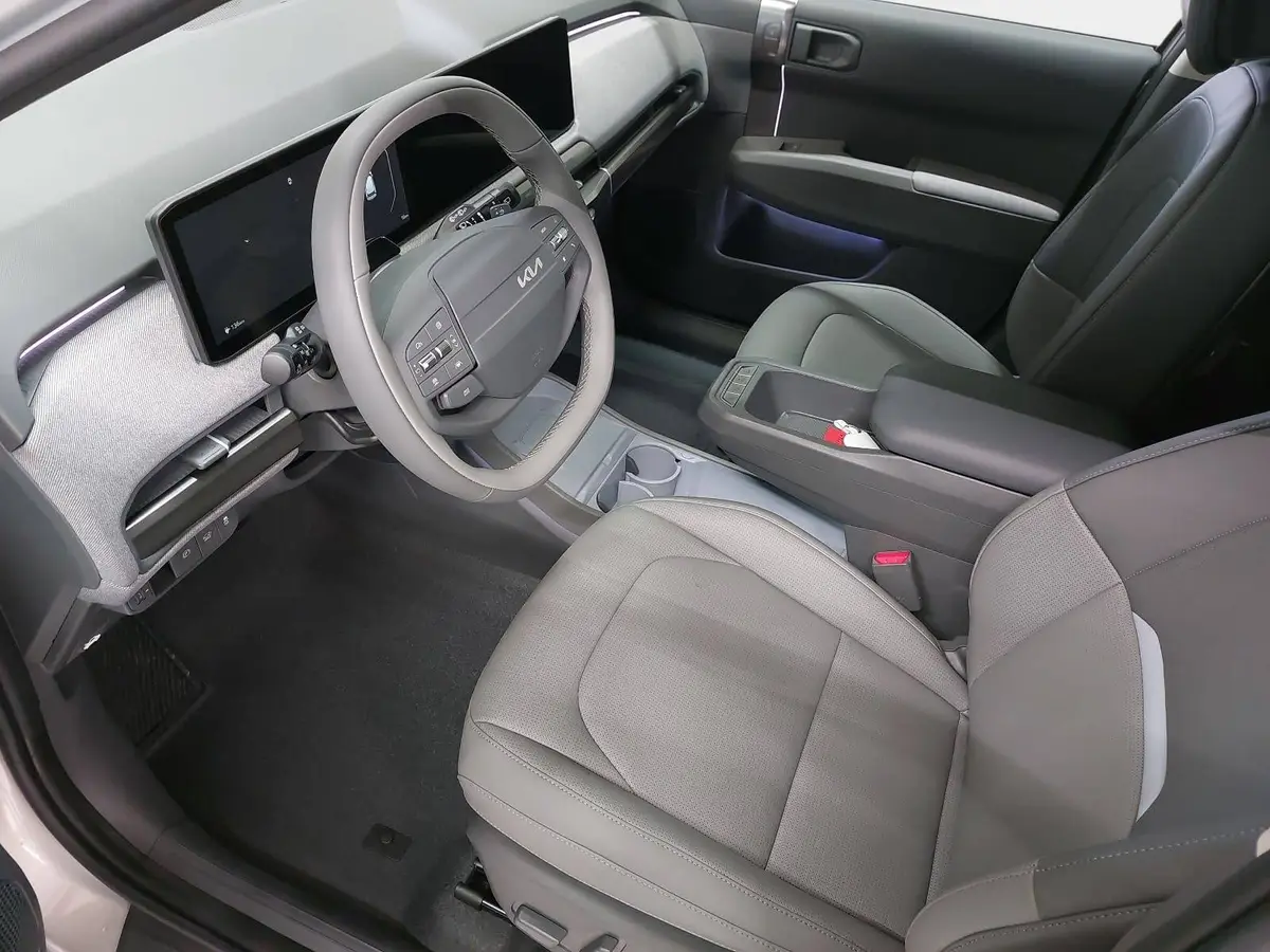 KIA EV3 81.4 KWH EARTH MJ26 WINTER BUSIN. UPGRADE DRIVEWISE-PARK DESIGN SOUND