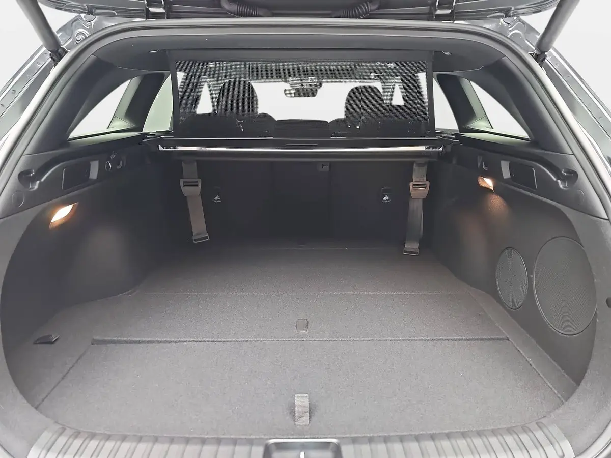 KIA CEED SW 1.5 T-GDI DCT7 GT-LINE TECHNOLOGIE LEDER GLASDACH PERFORMANCE