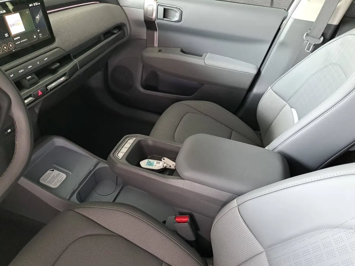 KIA EV3 81.4 KWH EARTH MJ27 WINTER-CONNECT BUSINESS UPGRADE DRIVEWISE-PARK