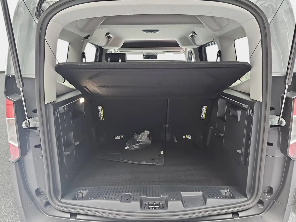 FORD TOURNEO COURIER 1.0 EB AUT. ACTIVE+NAVI+ACC+WINTER+SPUR+KAMERA+LM