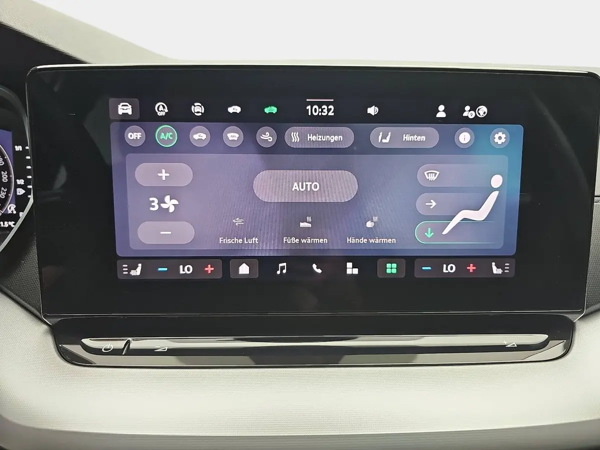 SKODA OCTAVIA COMBI 1.5 TSI DSG SELECTION LED AUDIO WINTER EL.HECKKL. 