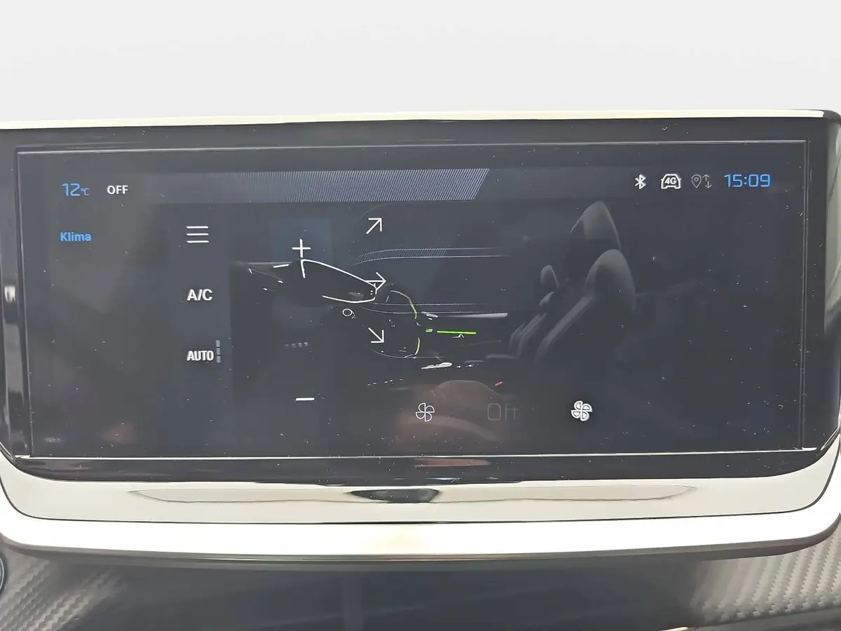PEUGEOT 208 1.2 HYBRID 110 E-DSC6 GT KLIMA LED MIRROR-SCREEN K