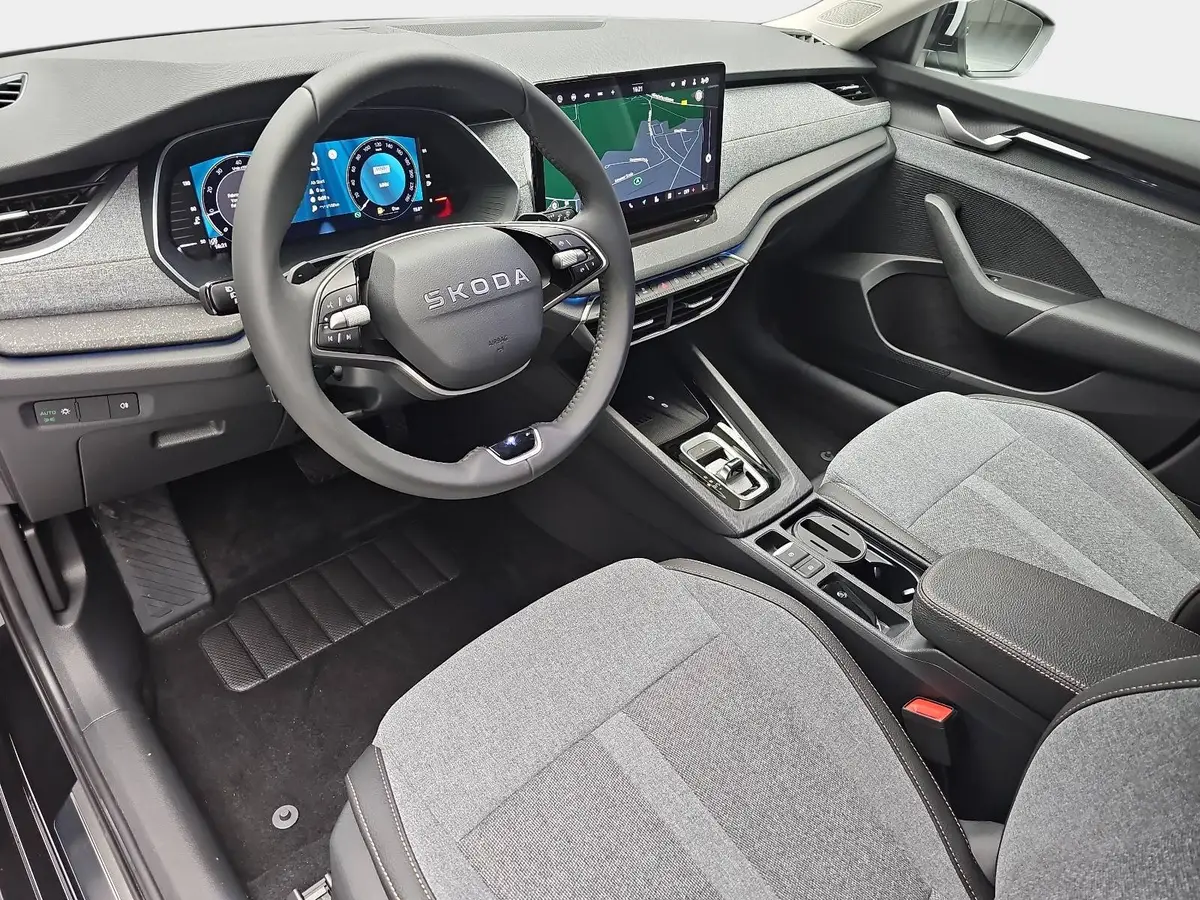 SKODA OCTAVIA COMBI 1.5 TSI ETEC DSG SELECTION NAVI LED ACC WINTER KA