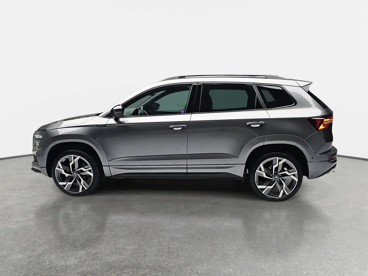 SKODA KAROQ 1.5 TSI DSG SPORTLINE NAVI LED-MATRIX PANO CANTON 