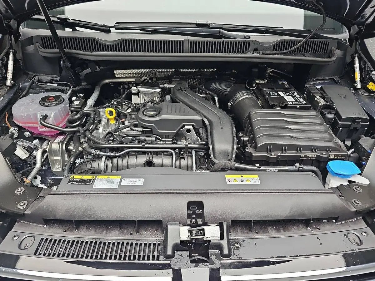 VW TOURAN 1.5 TSI DSG COMFORTLINE NAVI LED ACC SPUR WINTER 7