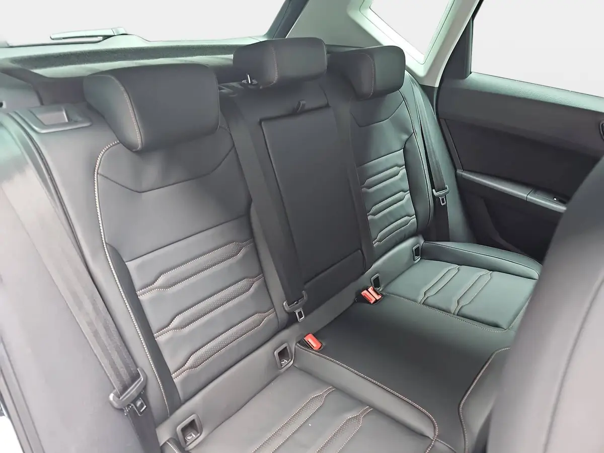 CUPRA ATECA 1.5 TSI DSG NAVI LED ACC LEDER AHK LM19