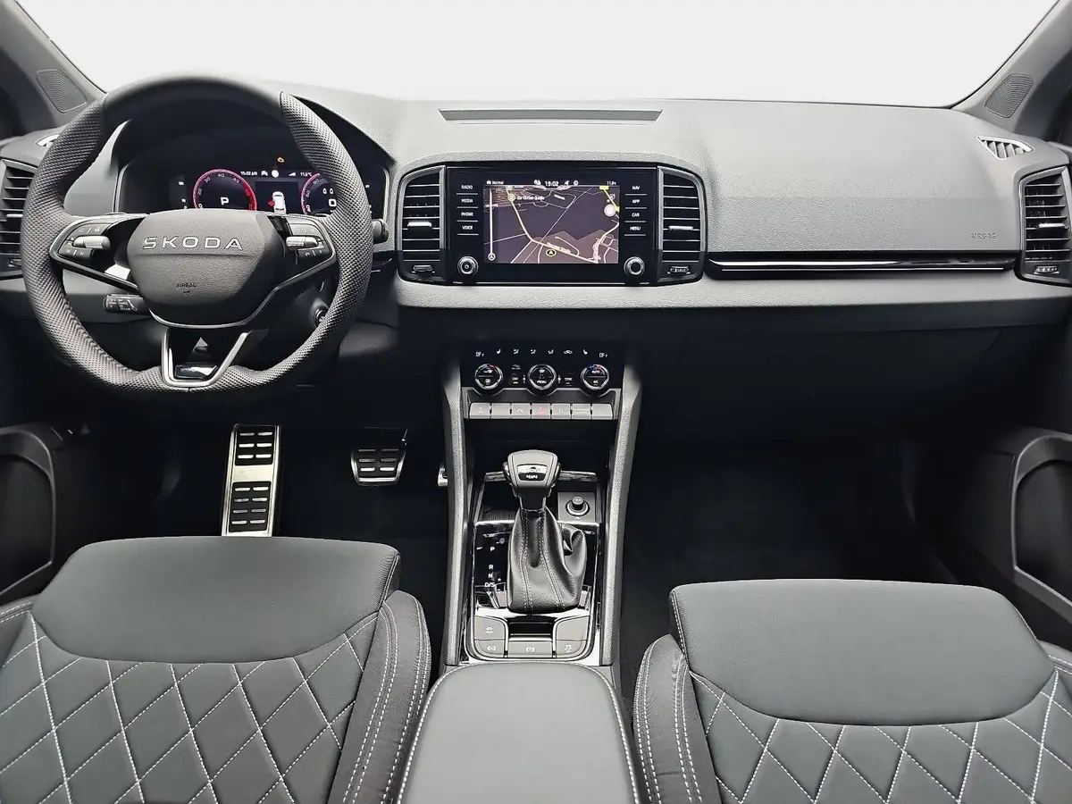 SKODA KAROQ 2.0 TDI DSG SPORTLINE 4X4 WINTER AHK