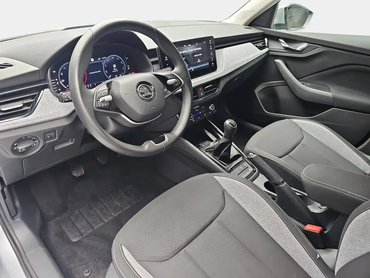 SKODA KAMIQ 1.0 TSI SELECTION NAVI LED KAMERA LM
