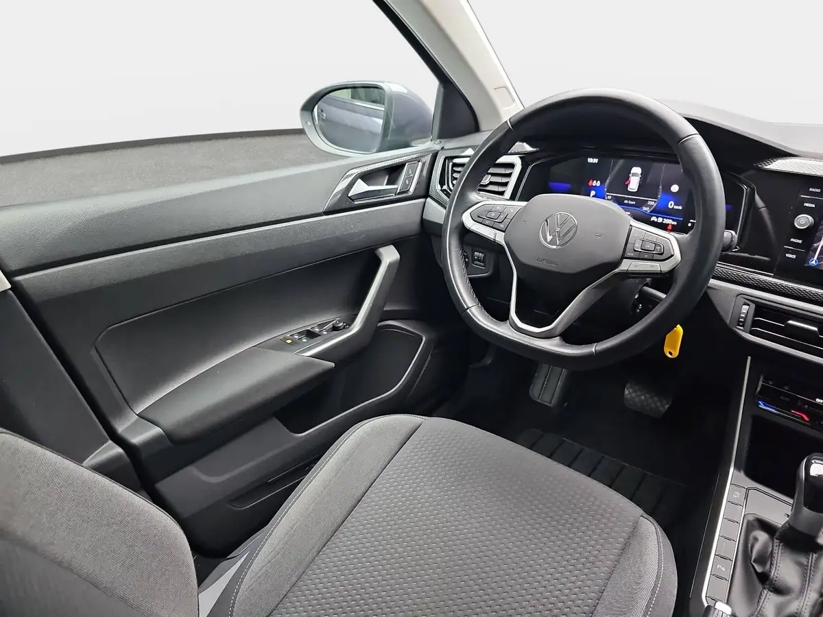 VW TAIGO 1.0 TSI DSG LIFE NAVI LED ACC PDC AHK