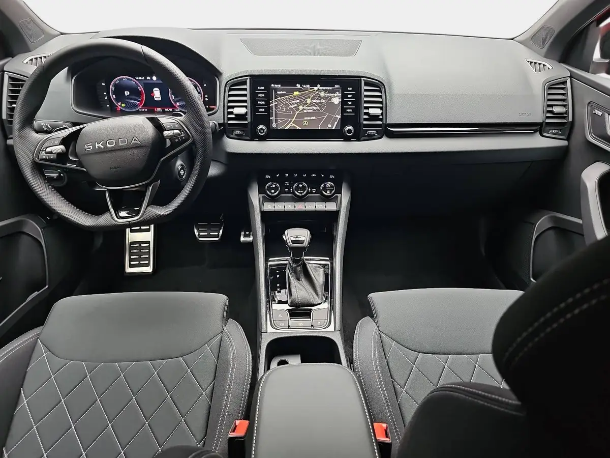 SKODA KAROQ 1.5 TSI DSG SPORTLINE NAVI LED-MATRIX PANO CANTON