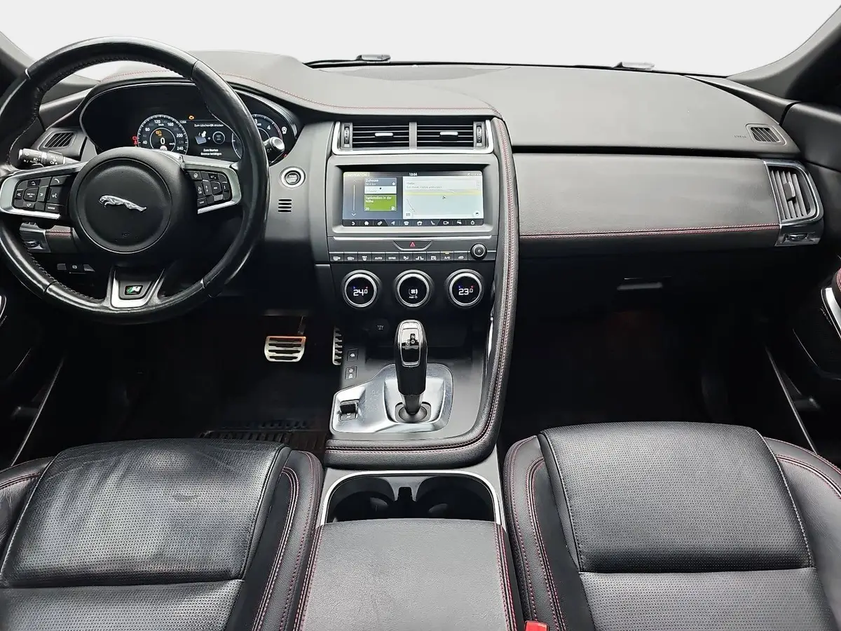 JAGUAR E-PACE D180 AUTO. R-DYNAMIC AWD NAVI LED LEDER WINTER 360