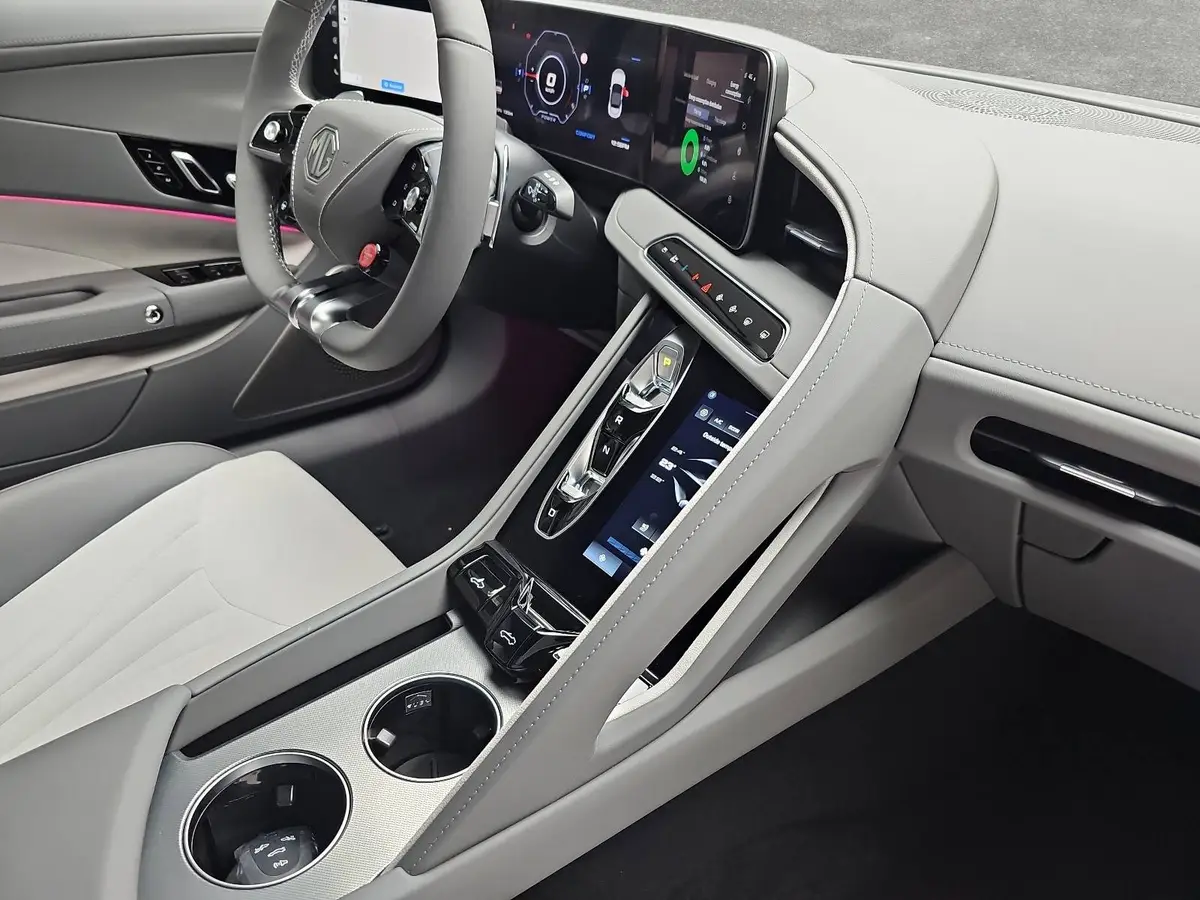 MG CYBERSTER EV 77 KWH