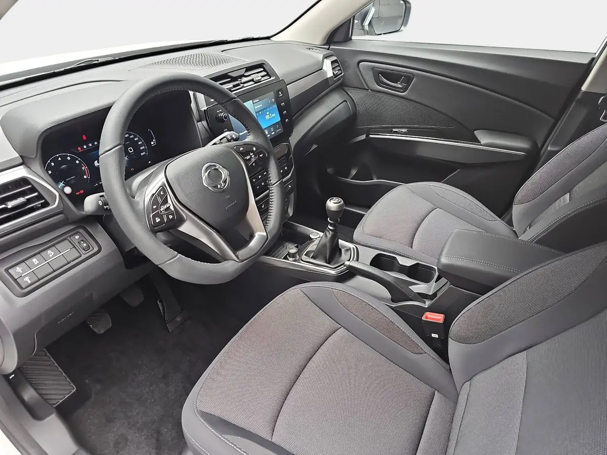 KGM TIVOLI 1.5 T-GDI 2WD ESSENTIAL