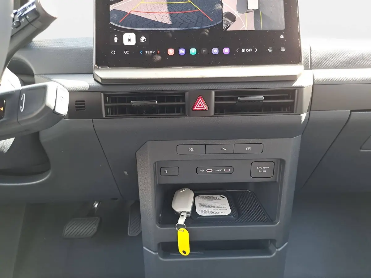KIA PV5 PASSENGER 71.2 KWH ELITE MJ26 WÄRMEPUMPE ALLWETTERREIFEN