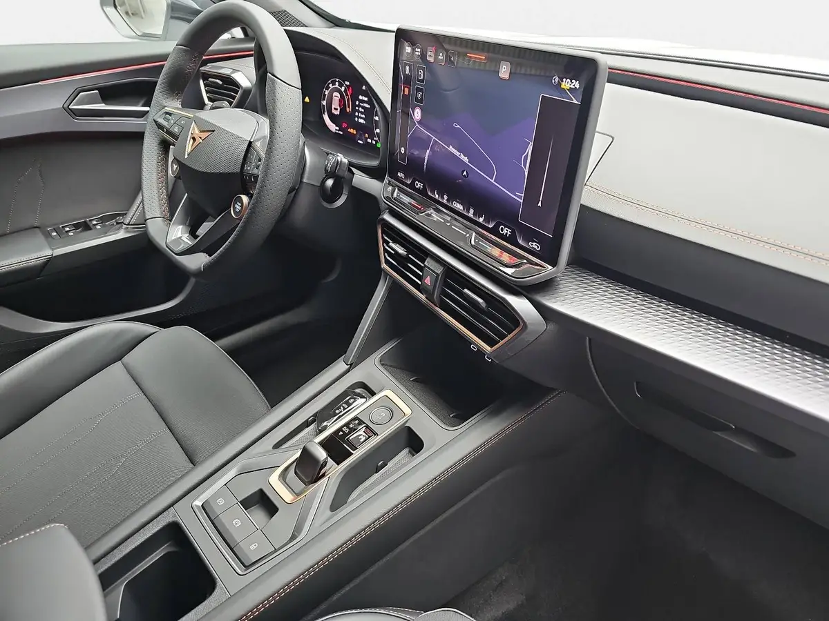 CUPRA FORMENTOR 1.5 ETSI DSG NAVI LED ACC SPURPAKET EL.HECKKL. AHK